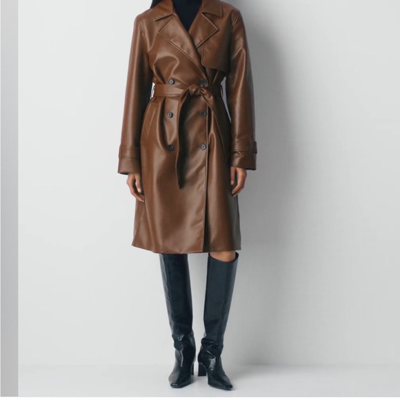 Babaton Tabloid Trench Coat - Picture 1 of 8